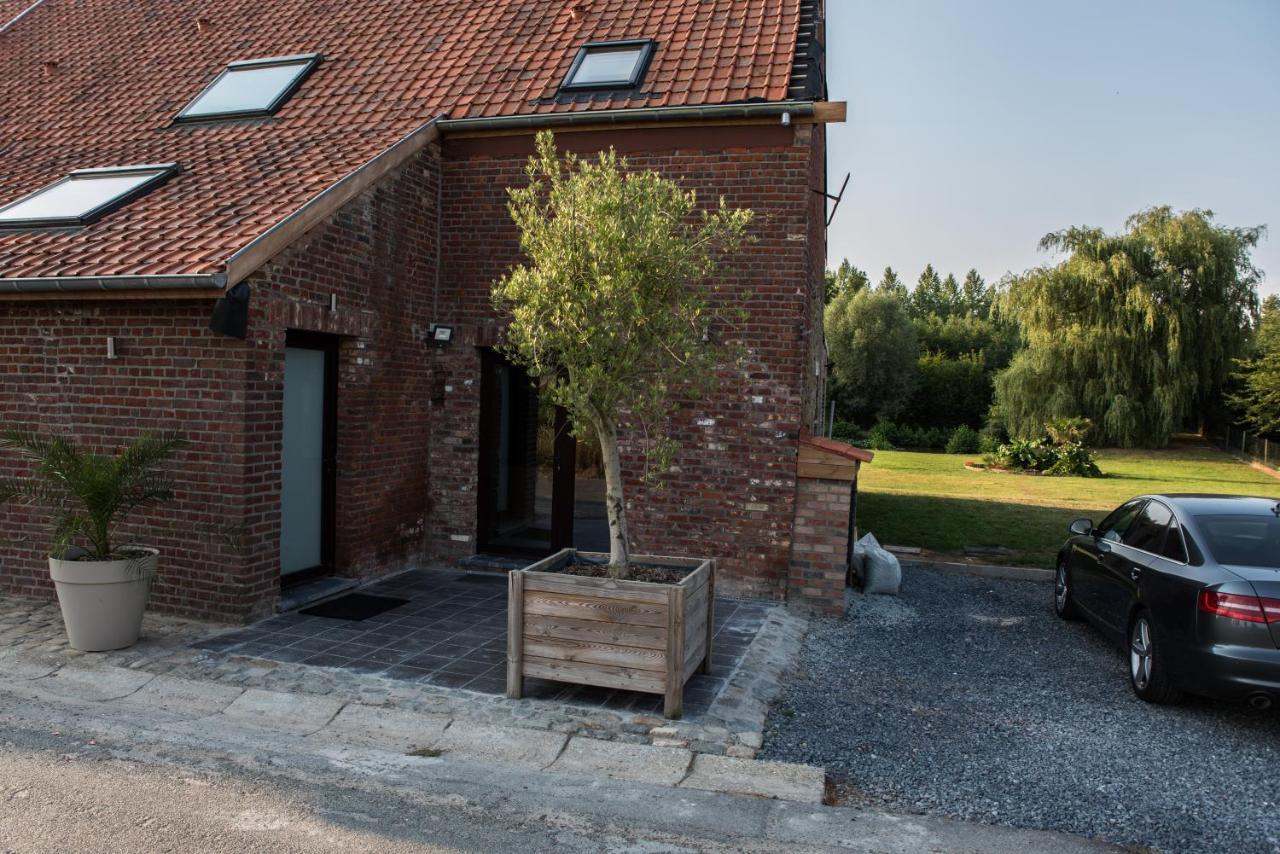 Au Petit Canteleu - Bed & Breakfast Beloeil Eksteriør billede
