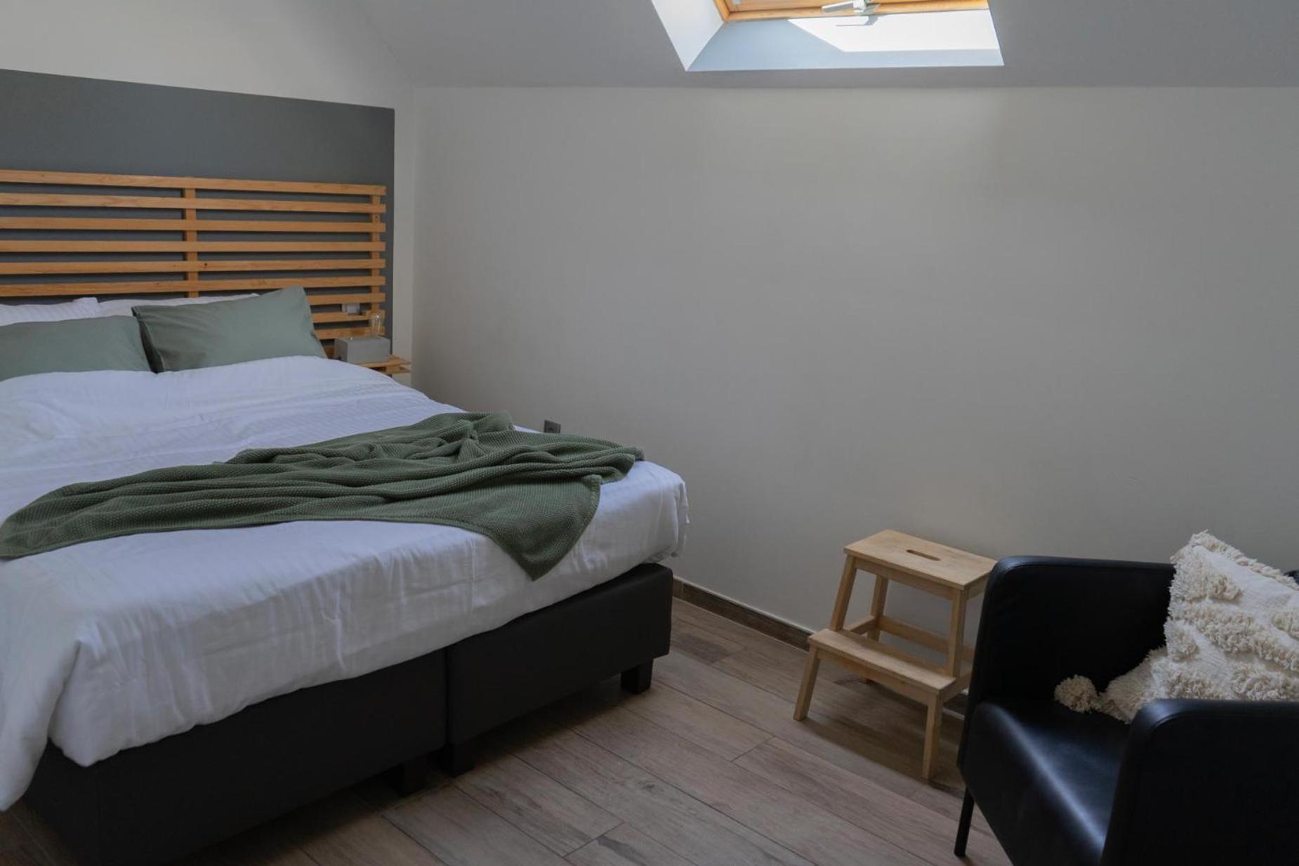 Au Petit Canteleu - Bed & Breakfast Beloeil Eksteriør billede